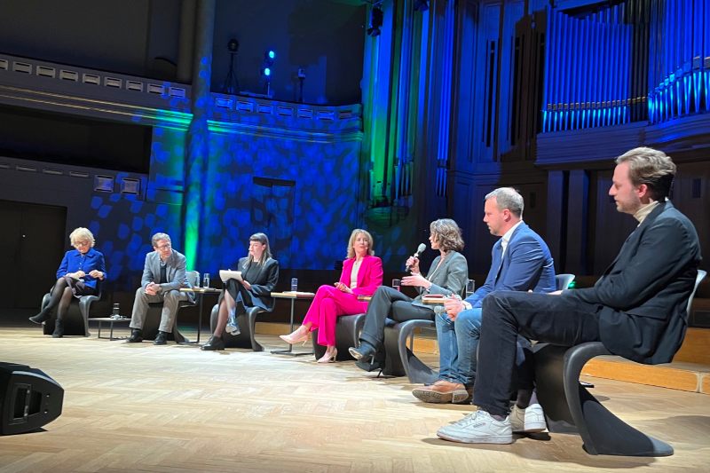 On stage_With meps IMG_1498